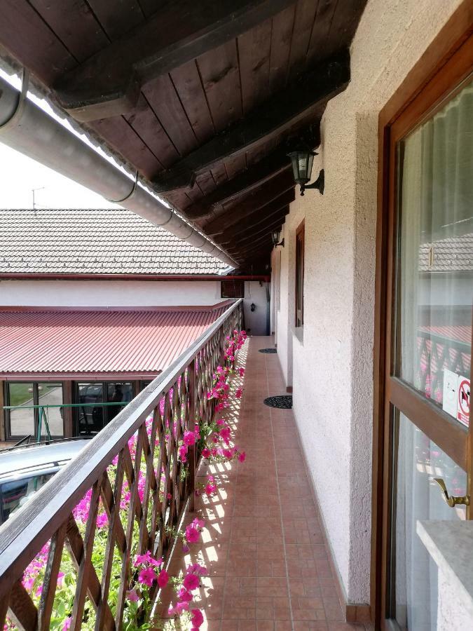 T.S.G. Simanovic Otel Klinca Sela Dış mekan fotoğraf